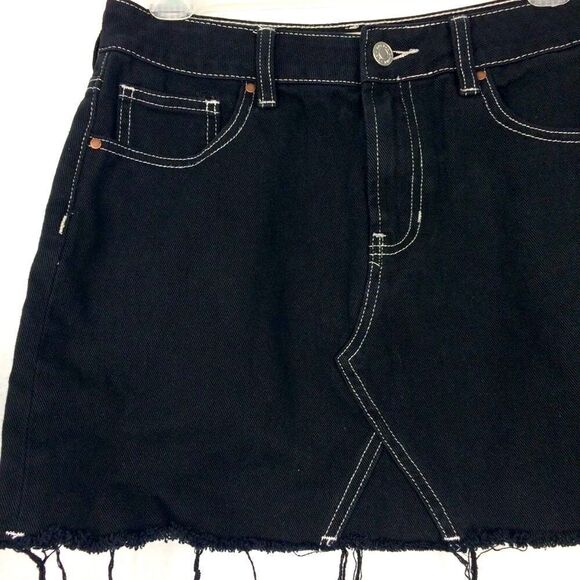 Pacsun black denim distressed hem denim skirt - Picture 5 of 8